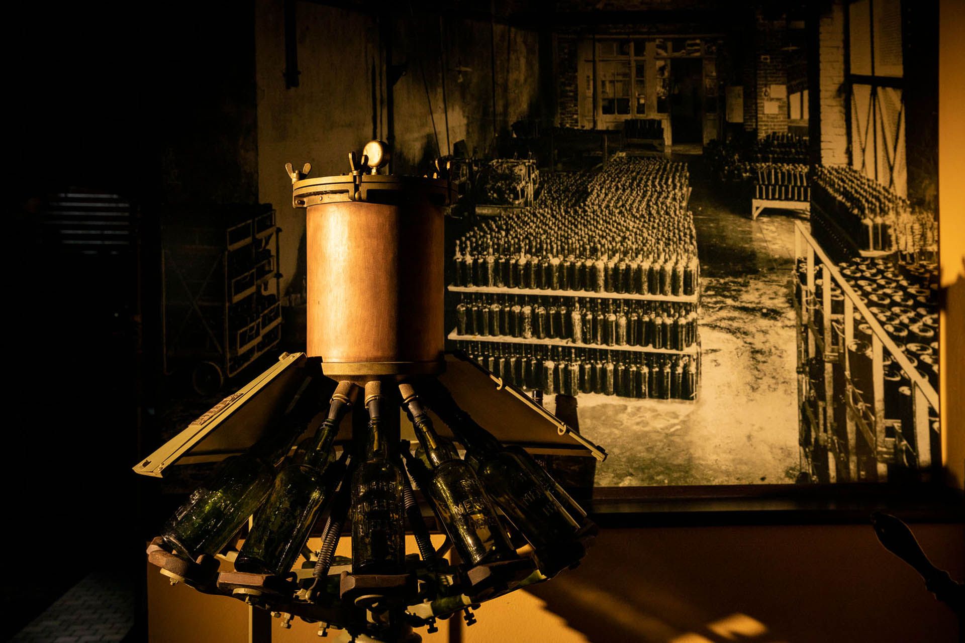 Casa Menabrea Museum Interior Image 1